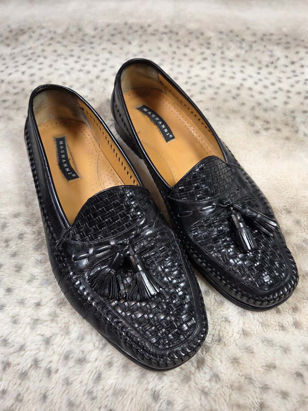 Magnanni Men's 10.5 M Black Woven Leather Tassel Loafers Made in Spain